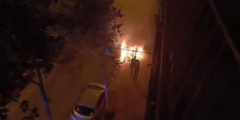 Detienen a hondureño en Barcelona por quemar cuatro vehículos 