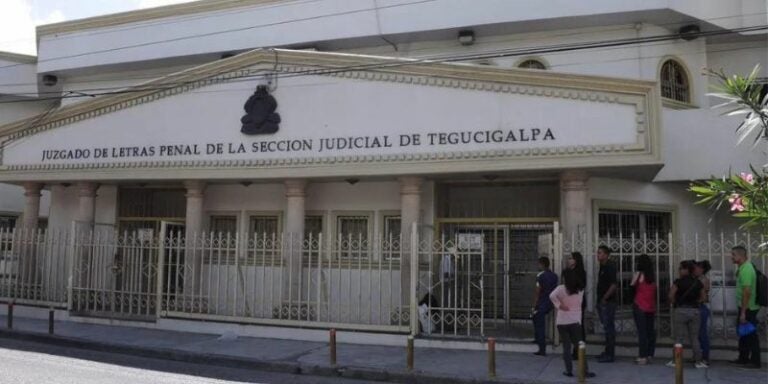 Antecedentes penales siguen extendiéndose, pese a vacaciones del Poder Judicial