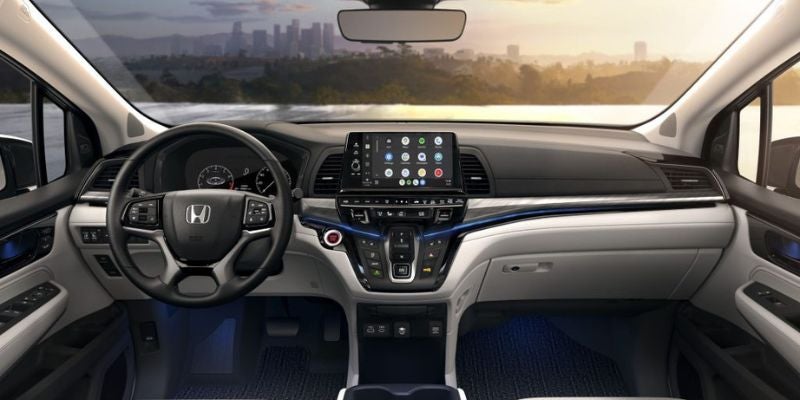 Honda Odyssey 2025: La mezcla ideal entre una camioneta y un deportivo
