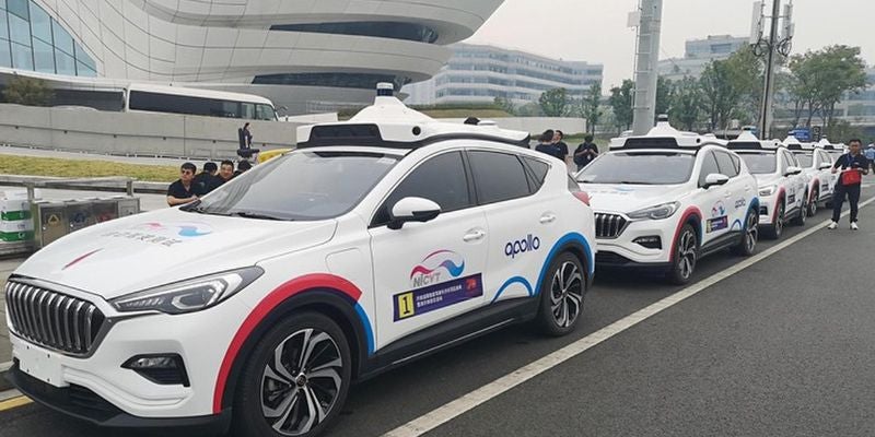 En China se trasportan en vehículos conducidos por pilotos automáticos