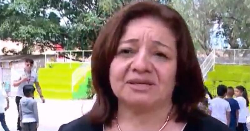 Piden ayuda para techar cancha de la escuela John F. Kennedy