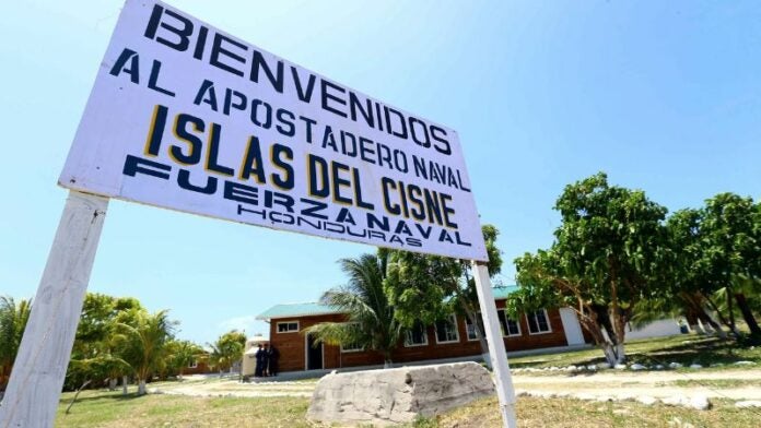 licitación cárcel Islas del Cisne