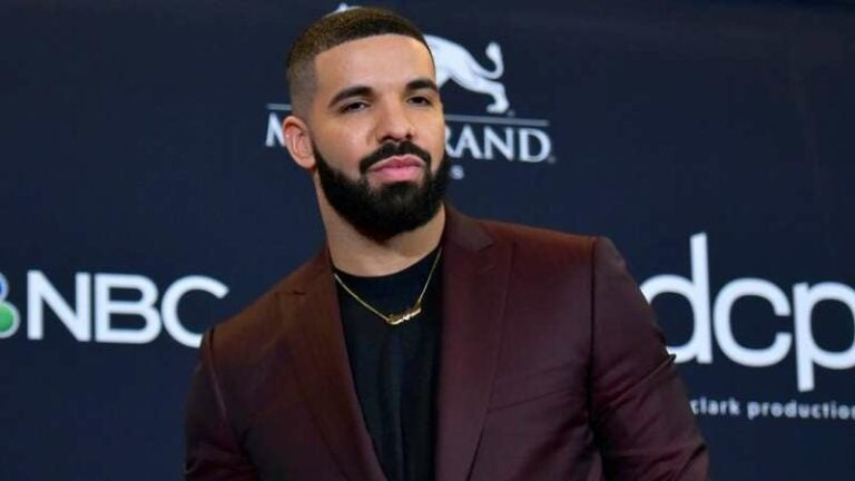 Mansión de Drake se inunda por lluvias en Canadá