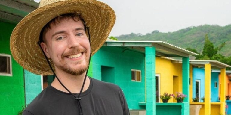 Youtuber Mrbeast regala 24 casas a familias de bajos recursos en El Salvador