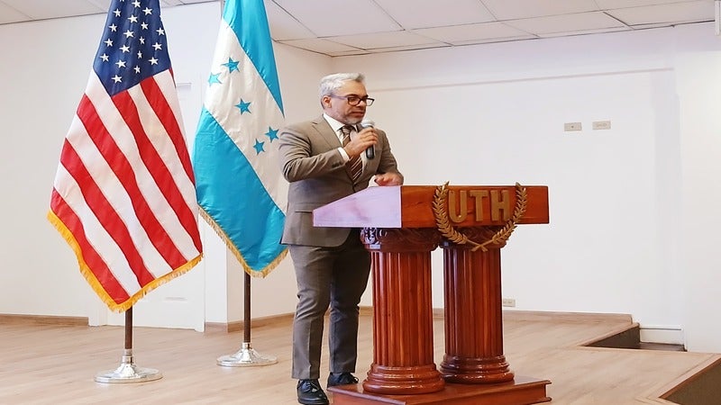 UTH y embajada de USA en Honduras celebran sexta edición de AWE 2024