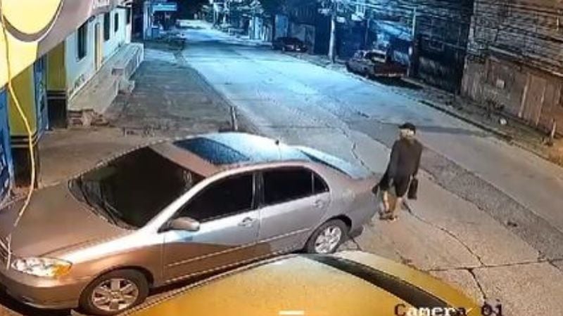 Captan a hombre robando retrovisores en la capital