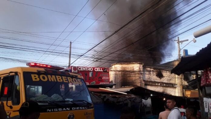 Incendio consume pequeño hotel en el centro de SPS