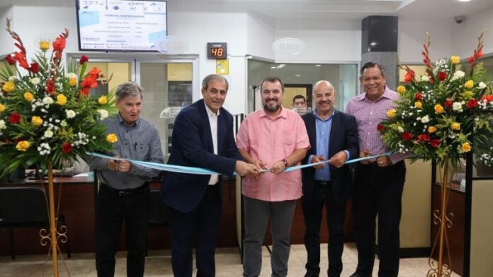 RNP inaugura ventanilla en la CCIC para autenticar documentos