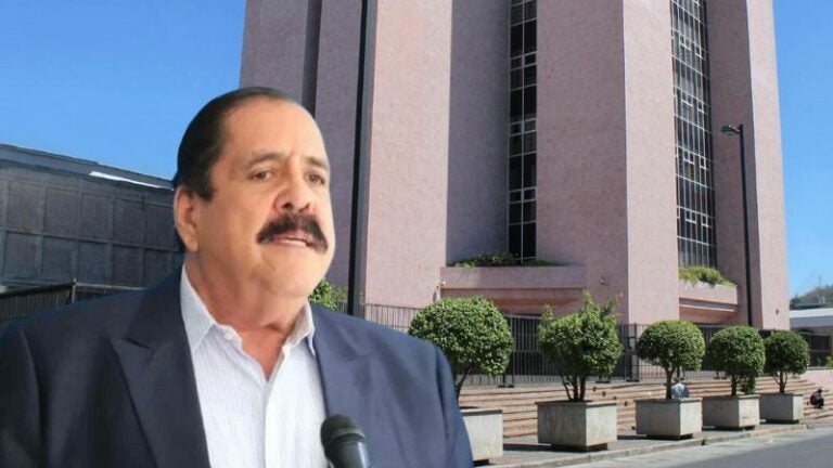 Carlos Zelaya comparece ante la ATIC en Tegucigalpa