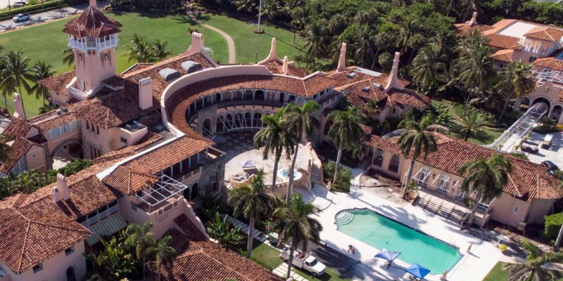 Trump demanda a Departamento de Justicia por allanar su residencia en Florida