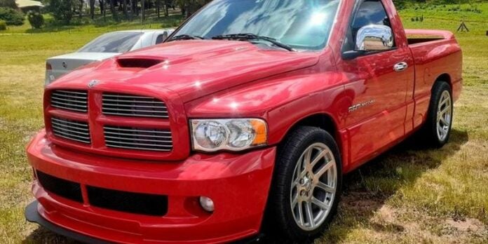 Dodge RAM SRT-10: Una increíble pick-up con estilo deportivo