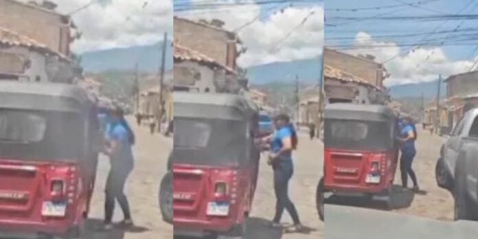 Video: Una mujer saca un cuchillo en plena pela con un mototaxista