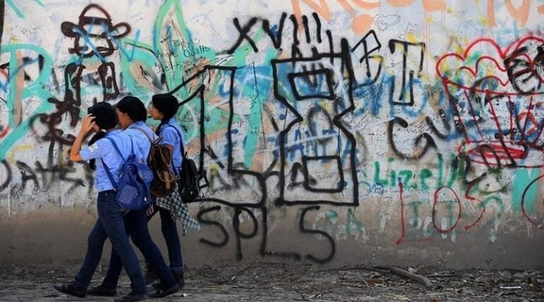 Reclutamiento forzado de niñas y jóvenes en pandillas