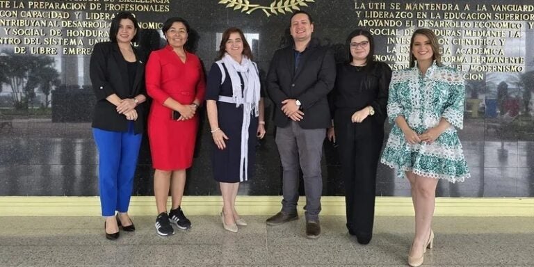 UTH realiza conferencia de aplicación de neurociencias en educación superior