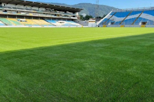 Contreraras propone alcohol en los estadios solo por 45 minutos
