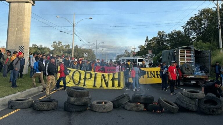 Protestan en la CA-5 exigiendo justicia por el asesinato de Juan López