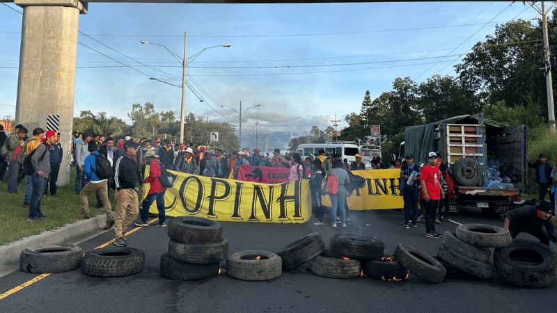 Protestan en la CA-5 exigiendo justicia por el asesinato de Juan López