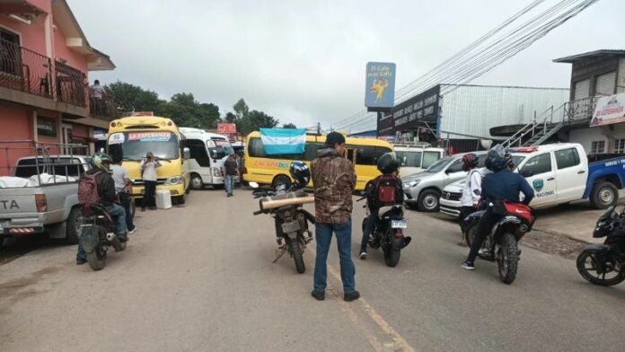 Transportistas exigen reparación de carretera en Intibucá