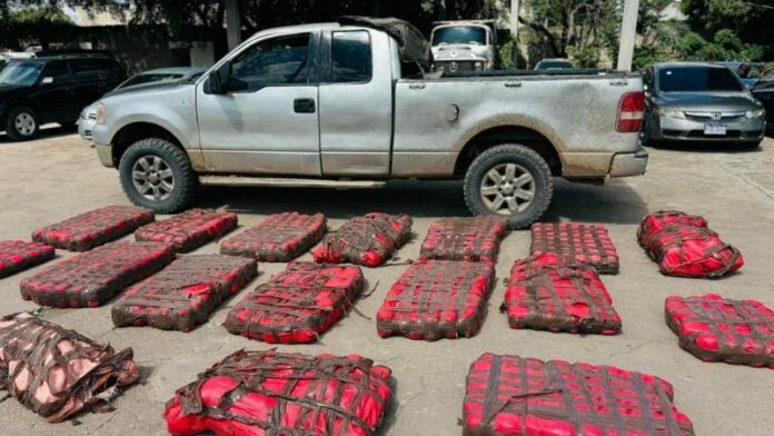 Decomisan 1042 libras de marihuana en Patuca, Olancho