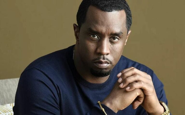 Vigilan a Puff Daddy por posible suicidio tras acusaciones de tráfico sexual