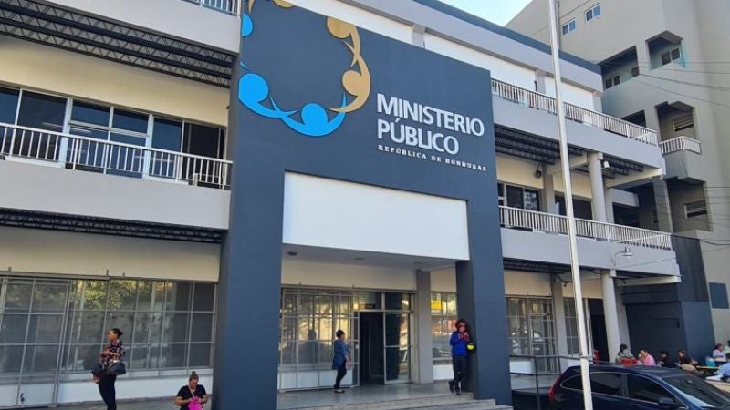 Fiscalía presenta acusaciones contra miembros de FFAA y Policía Nacional