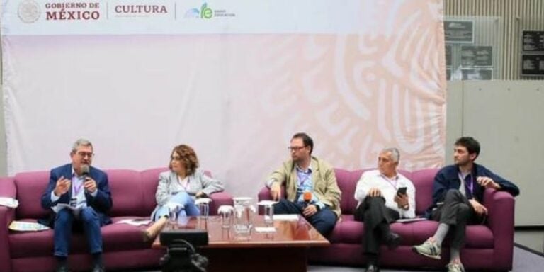 UNAH participa en Encuentro de Radios Universitarias en México