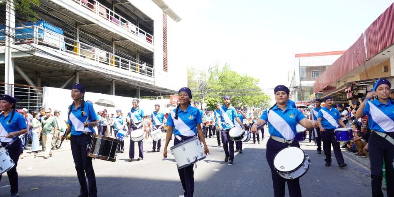 Escuela San Vicente Paul e Inst. Tecnológico Sampedrano roban aplausos en SPS