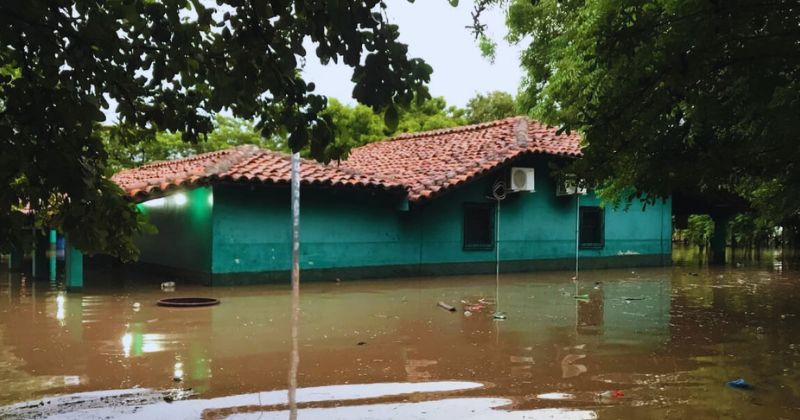 Inundadas calles y viviendas de El Cubulero y Alianza en Valle