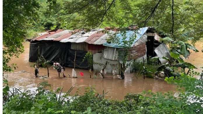 Más de 5 mil familias se han visto afectadas por las lluvias