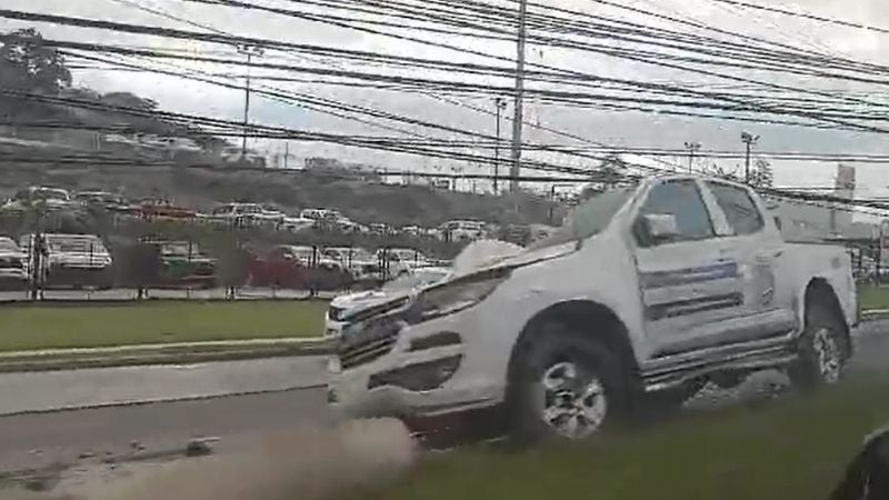 Un herido deja accidente que involucra vehículo de Copeco