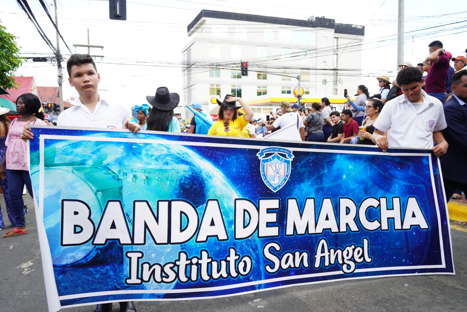 Inst. Técnico Morazán y San Ángel demuestran su fervor patrio en SPS