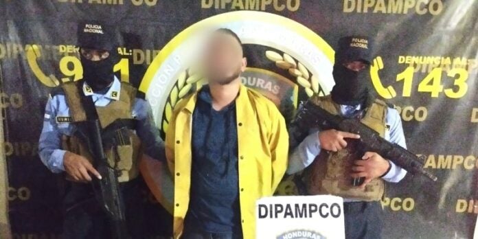 hombre se hacia pasar por marero