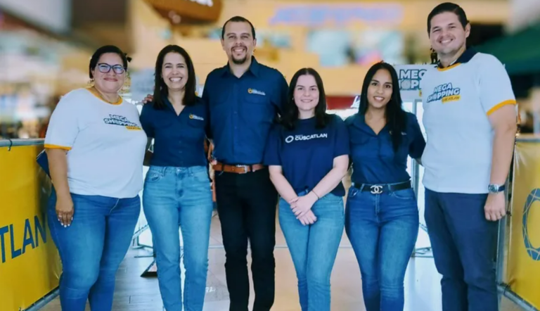 Los 2 primeros ganadores de Megashoping de Banco Cuscatlán