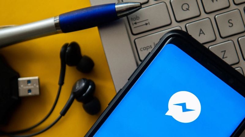 Cómo borrar msjs en Messenger (2)