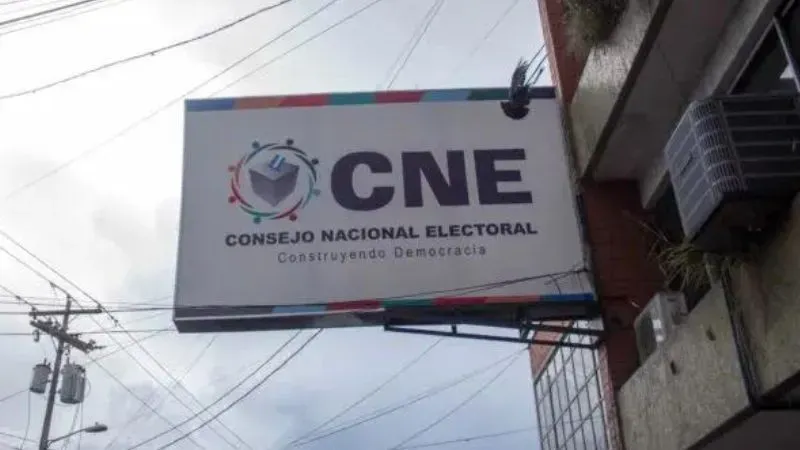 Publicación de decreto da luz verde al CNE para compras directas