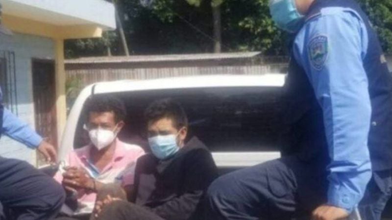 Asesinos niño vestía payaso 