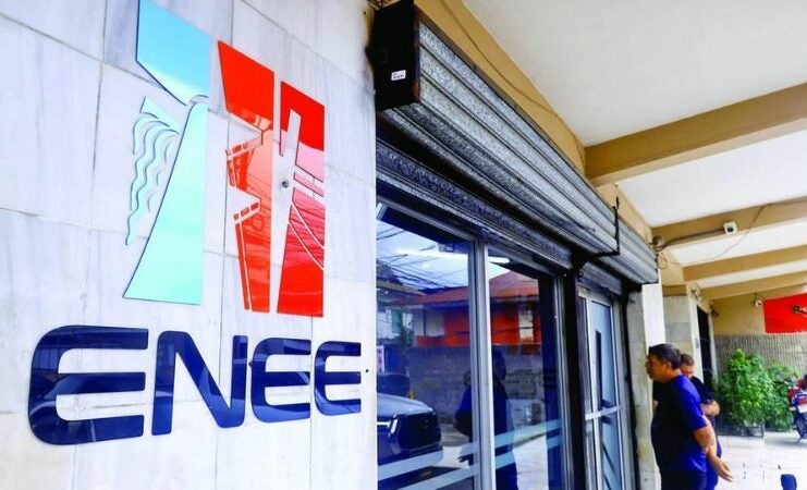 ENEE adeuda a generadores de energía 20,000 millones de lempiras