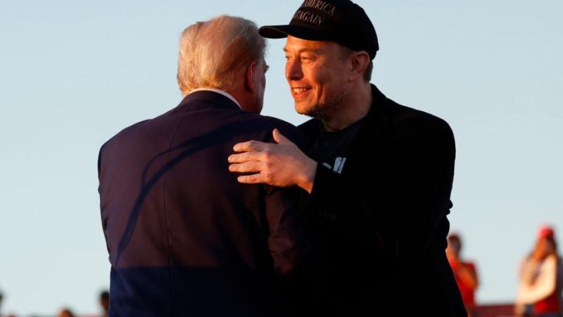 Musk dona $75 millones a la campaña de Trump en USA