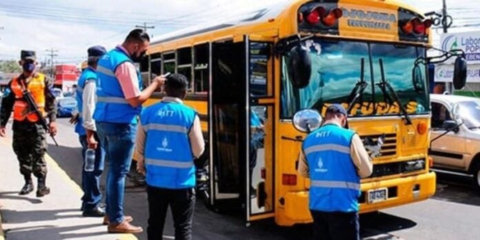 Más de 400 unidades de transporte han sancionado durante el Feriado Morazánico