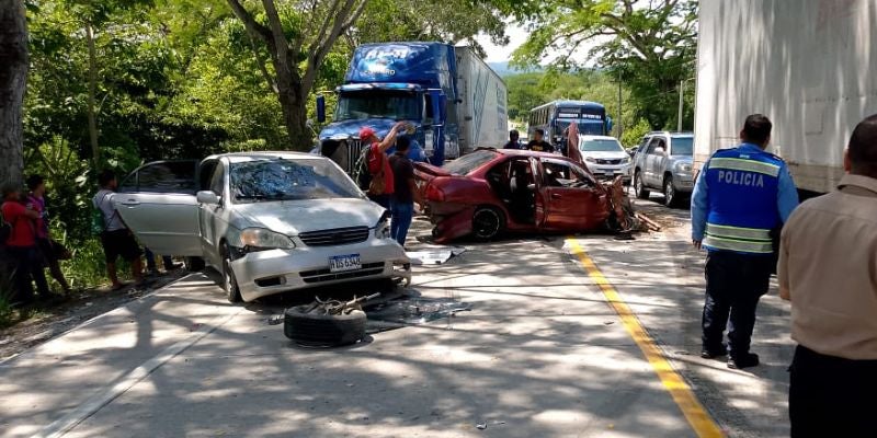 Triple colisión deja 5 heridos en Quimistán Santa Bárbara