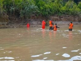 Intensifican búsqueda de menor en aguas del Río Lempa