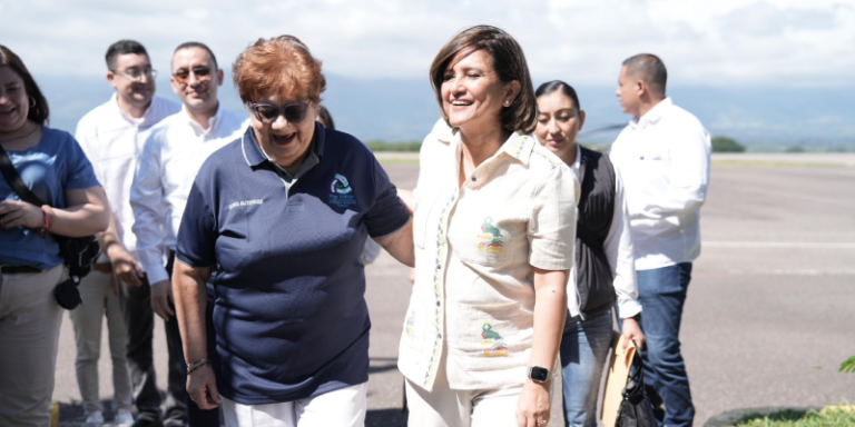 Vicepresidenta de Guatemala llega a Honduras para abordar convenio migratorio