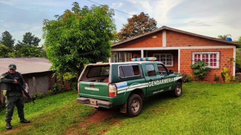 Madre vende a su hija de 16 años para adquirir un terreno