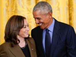 Obama entra en campaña para impulsar a Harris