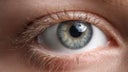 por-que-laten-los-ojos