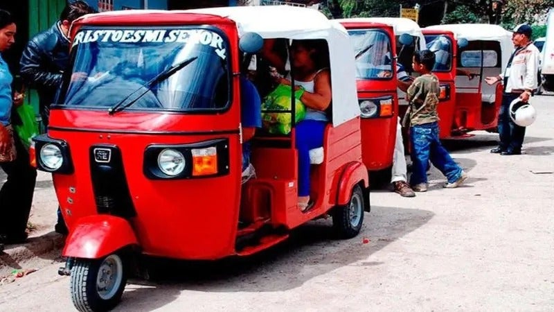 Anuncian regulación de tránsito de mototaxis a nivel nacional