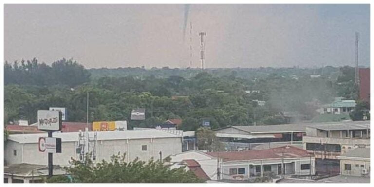 En alerta pobladores de Puerto Cortés por trombas marinas