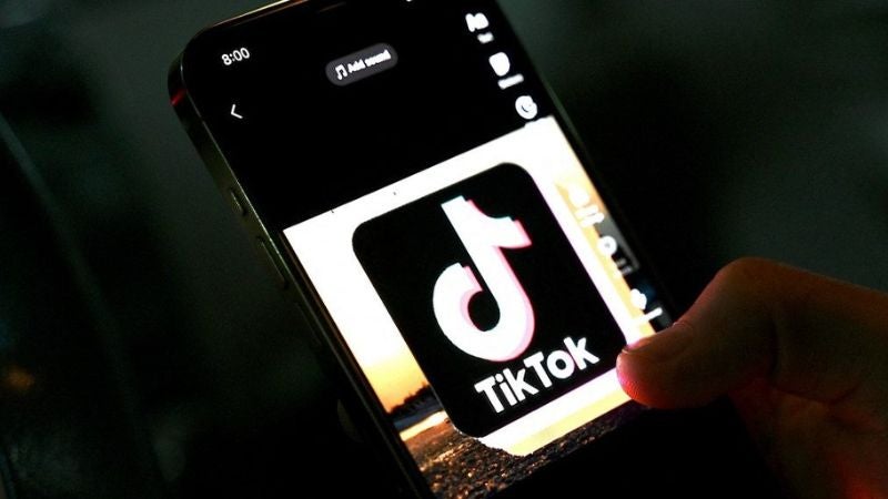 Estados de USA acusan a TikTok de perjudicar salud mental en jóvenes