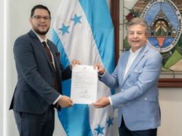 Juramentan a Wilson Paz como el nuevo titular del INM