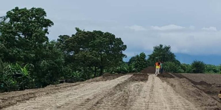 Piden reparación de bordo en La Lima, Cortés